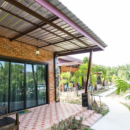 Siri Lanta Resort Ko Lanta Exterior foto