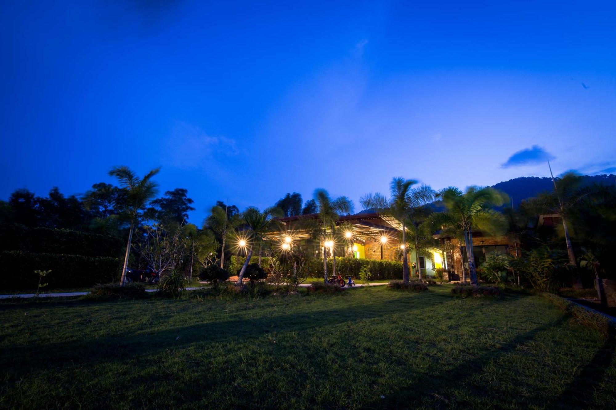 Siri Lanta Resort Ko Lanta Exterior foto