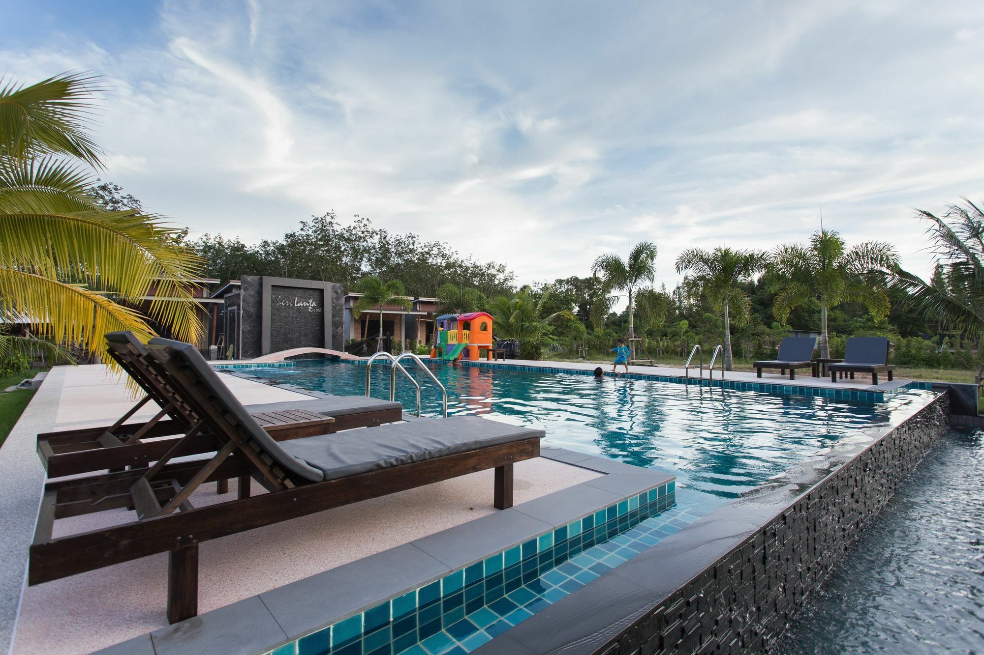 Siri Lanta Resort Ko Lanta Exterior foto